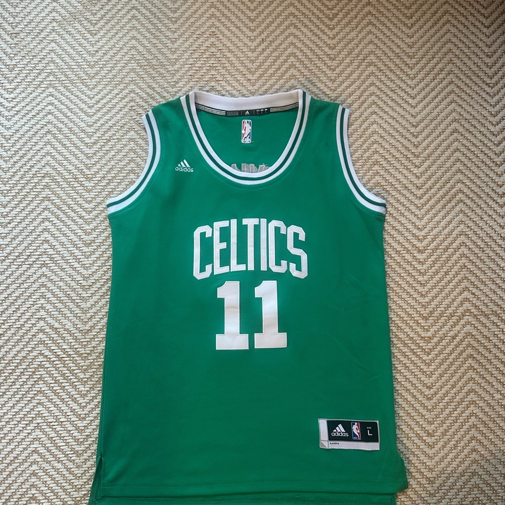 Boston Celtics Kyrie Irving #11 Jersey